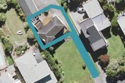 77 Cliff View Drive, Green Bay, Auckland