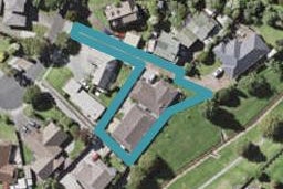 1/10 Kallaroo Place, Botany Downs, Auckland