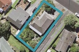 13 Pakira Avenue, Glendene, Auckland