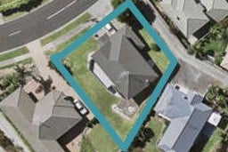 18 De Havilland Drive, Goodwood Heights, Auckland