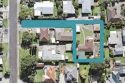 10A Bishop Street, Green Bay, Auckland