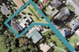 3 Luke Place, Eastern Beach, Auckland