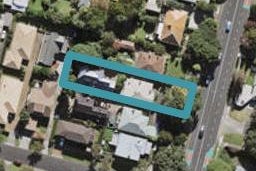 2/93 Pah Road, Epsom, Auckland