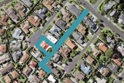 12 Essington Place, Half Moon Bay, Auckland