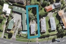 1/321 Wairau Road, Totara Vale, Auckland