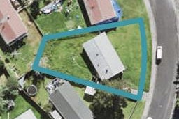 32 Taurus Crescent, Beach Haven, Auckland