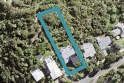 35 Rayner Road, Piha, Piha