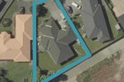 11 Alpine Grove, Kelvin Grove, Palmerston North