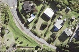 45 Beach Valley Road, Piha, Piha
