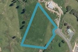 32 Matai Drive, Maungaturoto