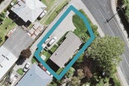 31 Parrs Cross Road, Henderson, Auckland