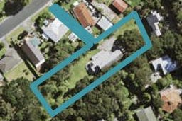 16A Staincross Street, Green Bay, Auckland