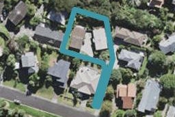 2/31 Radiata Lane, Chatswood, Auckland