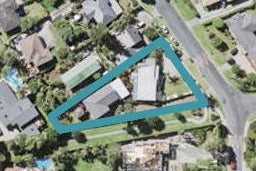 1/20 Lyons Avenue, Murrays Bay, Auckland