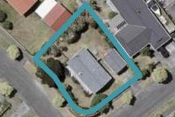 1 Whitmore Grove, Waikanae Beach, Waikanae