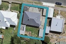 220 Barrow Street, Bluff
