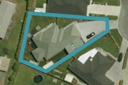12 Wai Place, One Tree Point