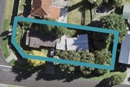 2/21 McInnes Road, Weymouth, Auckland