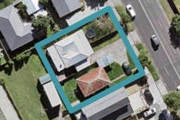 2/230 Rosebank Road, Avondale, Auckland