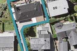 2/7 Endymion Place, Half Moon Bay, Auckland