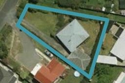 9 Karoro Road, One Tree Point