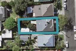 17 Roslyn Terrace, Stanley Point, Auckland