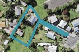 5 Hilton Place, Wai o Taiki Bay, Auckland