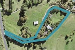 84 Okura River Road, Albany