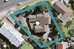 174 Sturges Road, Henderson, Auckland