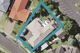 17 Woodview Rise, Botany Downs, Auckland