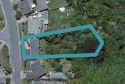 68 Guadeloupe Crescent, Grenada Village, Wellington