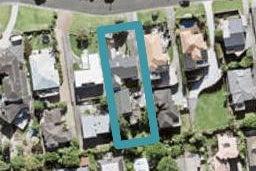 2/9 Ridge Road, Waiake, Auckland