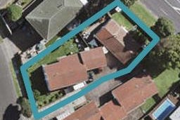 2/62 Challen Close, Conifer Grove, Takanini