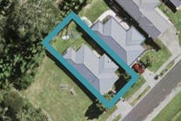 27 Brookwood Drive, Henderson, Auckland