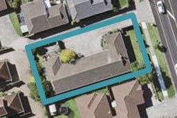 1/99 Aviemore Drive, Highland Park, Auckland