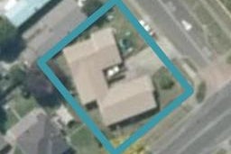 815 Queen Street East, Parkvale, Hastings