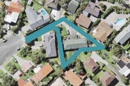 2/15 Hollyhock Place, Browns Bay, Auckland