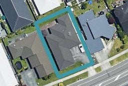303 Carmichael Road, Brookfield, Tauranga