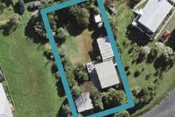 11 Alison Road, Surfdale, Waiheke Island