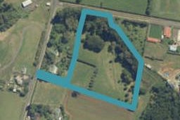 12 Clark And Denize Road, Pukekawa