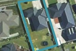 11 Montague Grove, Stratford