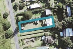 91 Marine Parade North, Piha