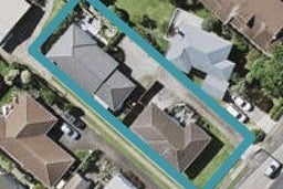 2/73 SHAKESPEARE Road, Milford, Auckland
