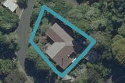 9 Howard Street, Macandrew Bay, Dunedin