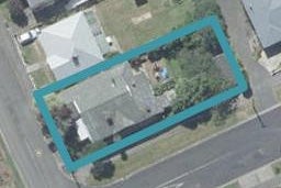 39 Wickliffe Terrace, Port Chalmers, Dunedin