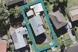 33 Rosewarne Crescent, Glendene, Auckland