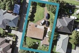 31 Paparoa Road, Cockle Bay, Auckland