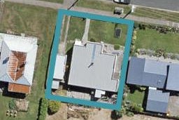 166 Foyle Street, Bluff