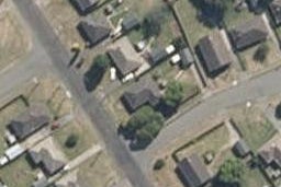 12 Kittyhawk Row, Bulls