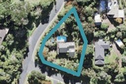 2 Atarua Gardens, Waiatarua, Auckland